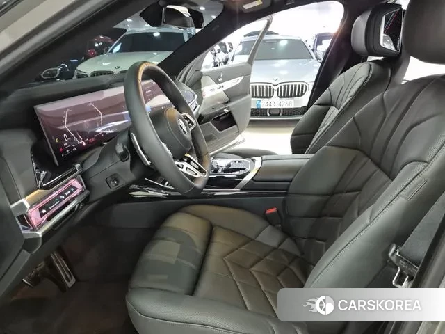 BMW 7 Series (G70) id 3338480 из Кореи 20