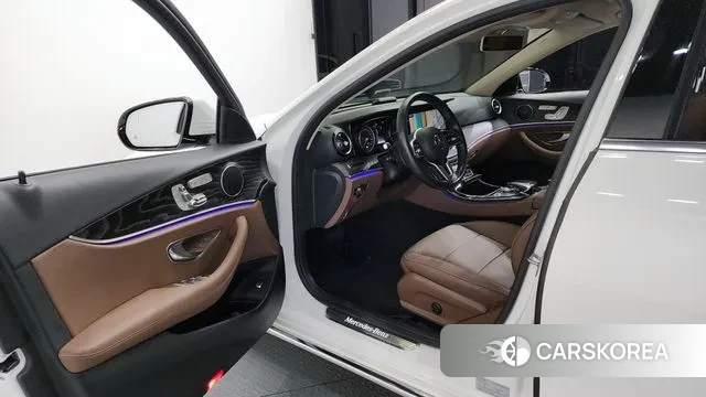 Mercedes-Benz E-Class W213 id 3033948 из Кореи 20