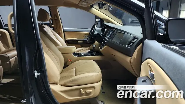 Kia The New Carnival id 2700736 из Кореи 20