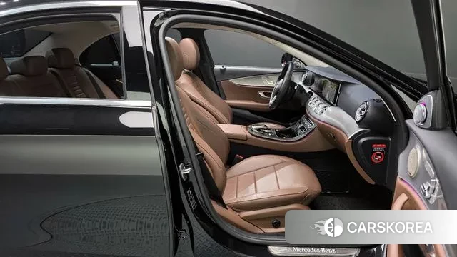 Mercedes-Benz E-Class W213 id 3718294 из Кореи 20