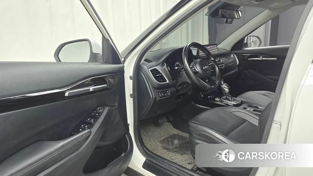 Kia Seltos id 4550095 из Кореи 30
