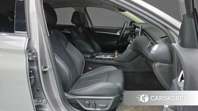 Genesis G70 id 4294355 из Кореи 20