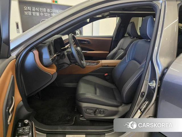 Toyota Crown Crossover id 4576951 из Кореи 17