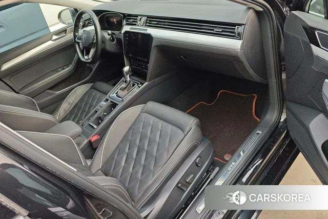 Volkswagen Magotan PHEV id 4297937 из Китая 17