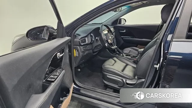 Kia Niro id 3188475 из Кореи 20