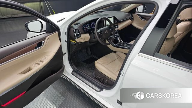 Hyundai Grandeur IG Hybrid id 4520367 из Кореи 34