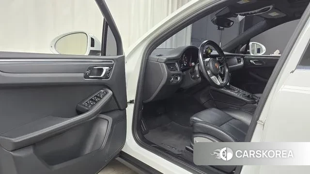 Porsche Macan id 3666949 из Кореи 20