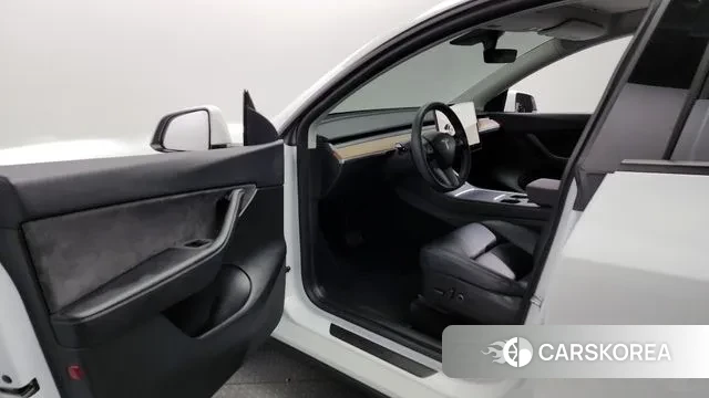 Tesla Model Y id 3023163 из Кореи 20