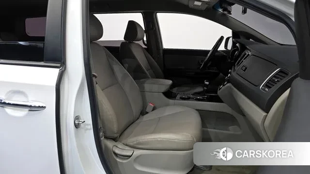 Kia The New Carnival id 3692797 из Кореи 20