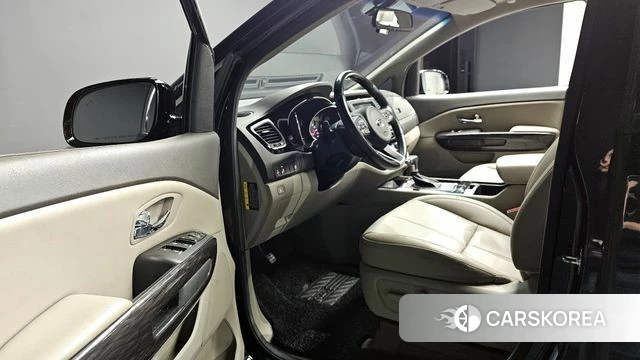 Kia All New Carnival id 4251303 из Кореи 30