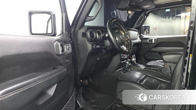 Jeep Wrangler (JL) id 4542969 из Кореи 31