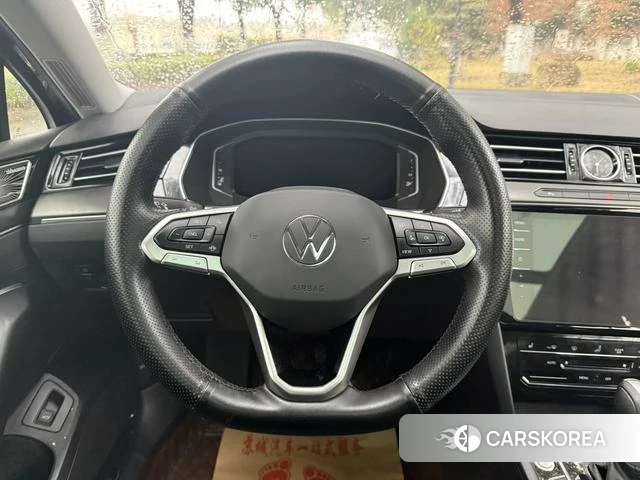 Volkswagen Magotan id 4278532 из Китая 36