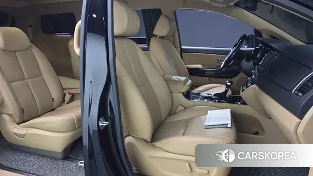 Kia The New Carnival id 3552694 из Кореи 20