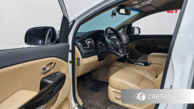 Kia The New Carnival id 4465416 из Кореи 30