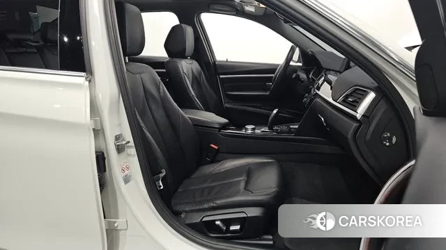 BMW 3 Series (F30) id 3728804 из Кореи 20