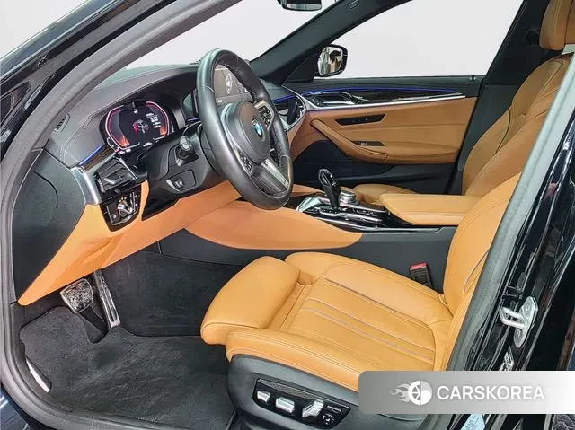 BMW 5 Series (G30) id 3478541 из Кореи 19