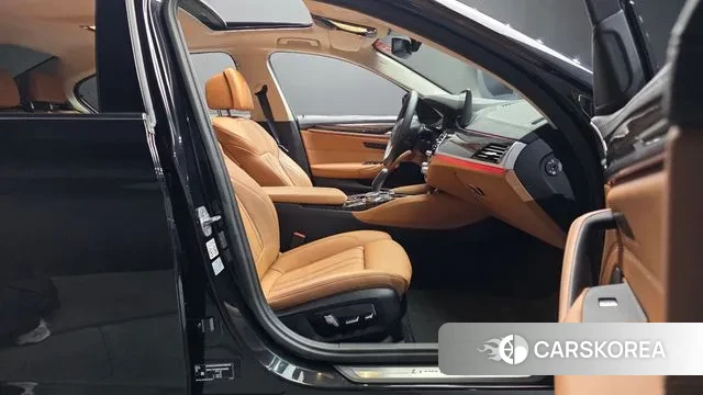 BMW 5 Series (G30) id 3388884 из Кореи 20