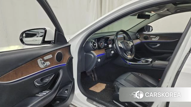 Mercedes-Benz E-Class W213 id 4615567 из Кореи 20