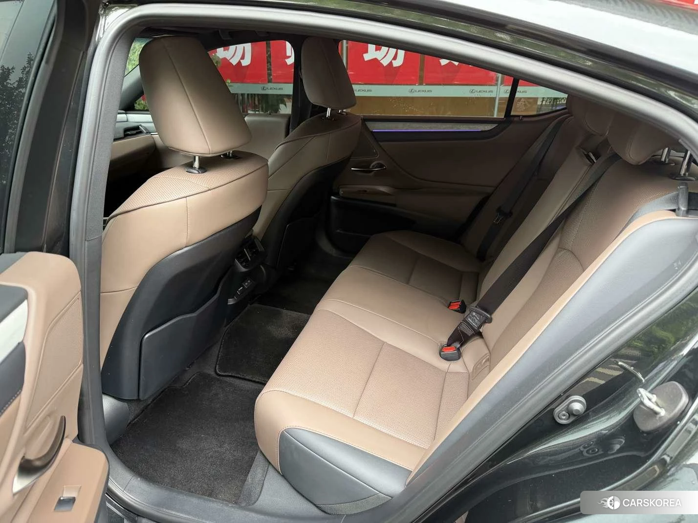 Lexus ES id 4512531 из Китая 10