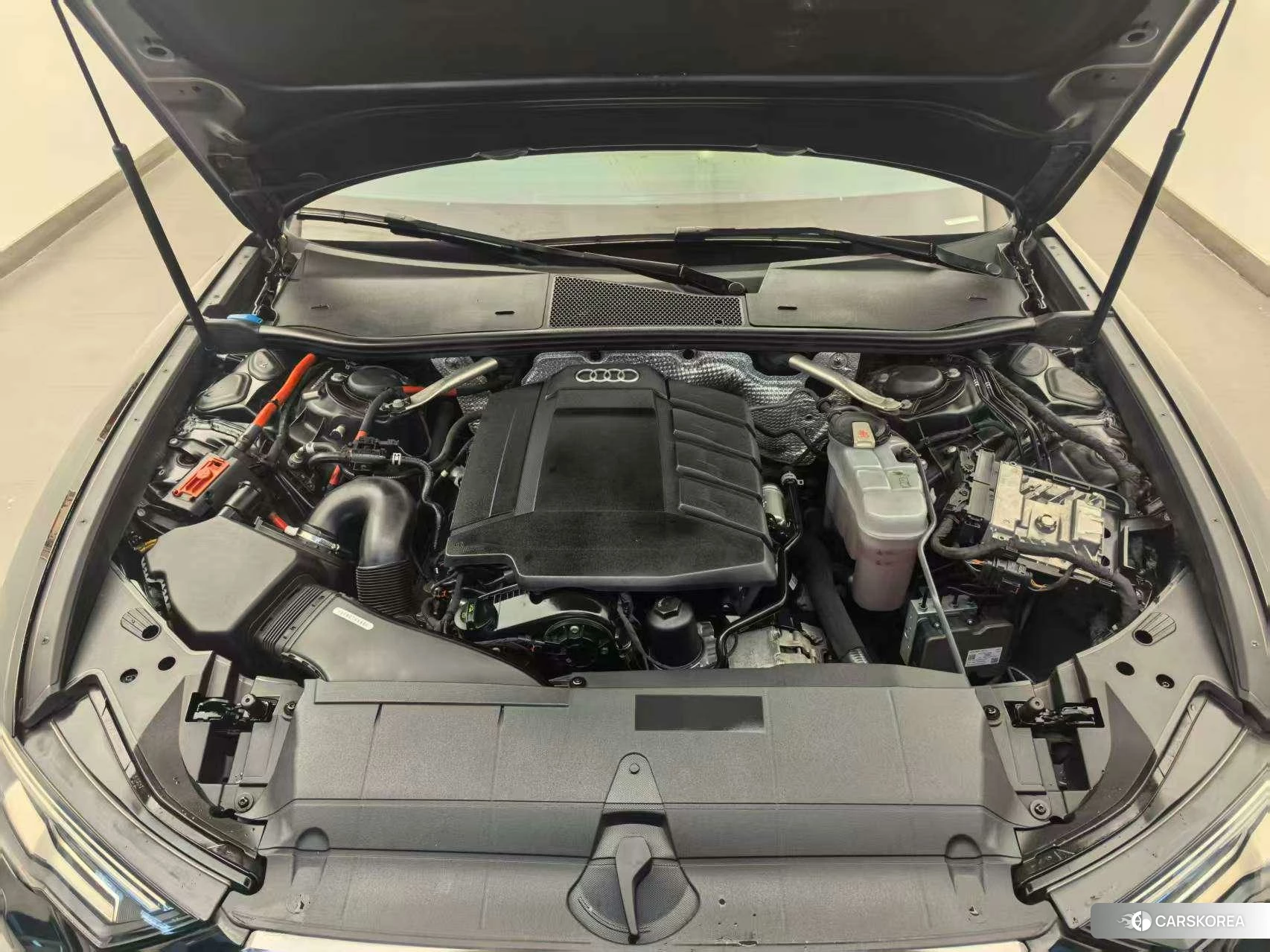 Audi A6L id 4407480 из Китая 16