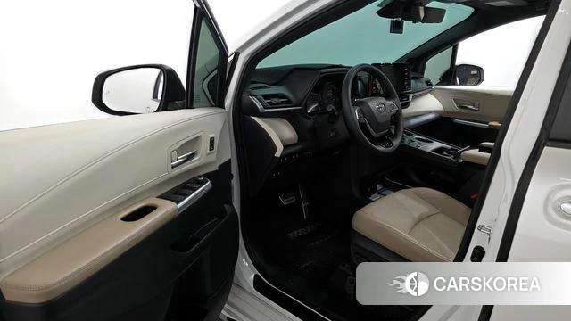 Toyota Sienna 4th Generation id 4396432 из Кореи 36