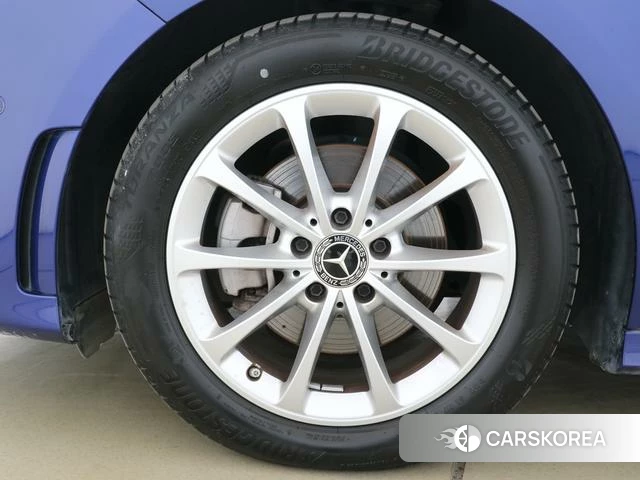 Mercedes-Benz Class A id 4261168 из Китая 16