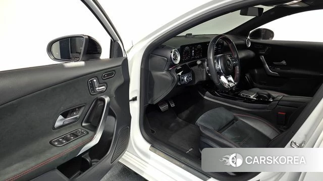 Mercedes-Benz A-Class W177 id 4506311 из Кореи 32