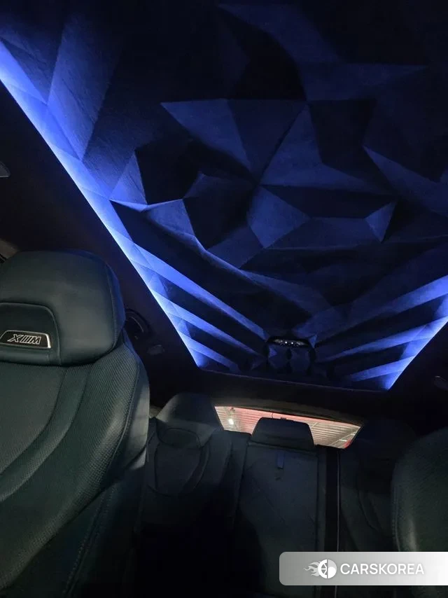 BMW XM (G09) id 3341663 из Кореи 11