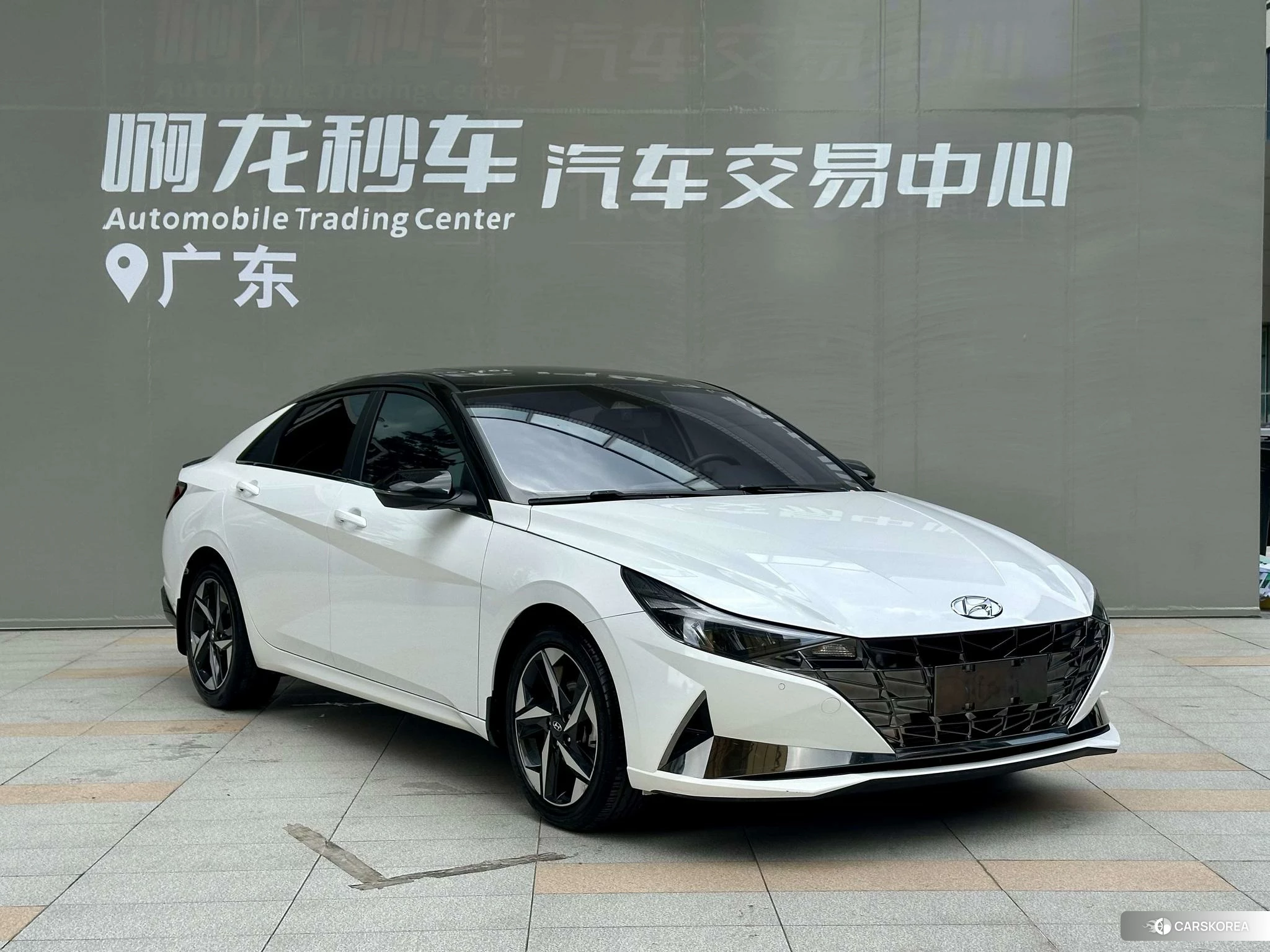 Hyundai Elantra id 4421023 из Китая 21