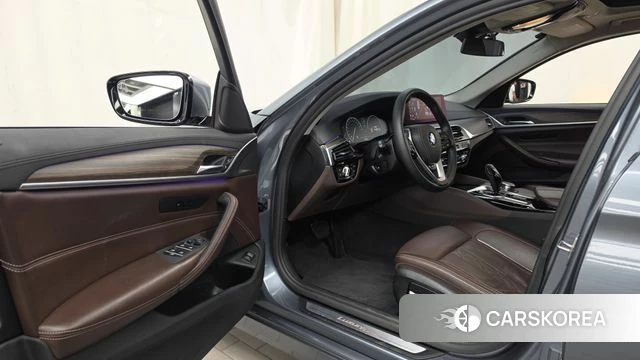 BMW 5 Series (G30) id 4689220 из Кореи 20
