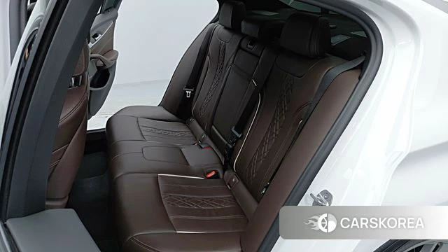 BMW 5 Series (G30) id 4476741 из Кореи 20