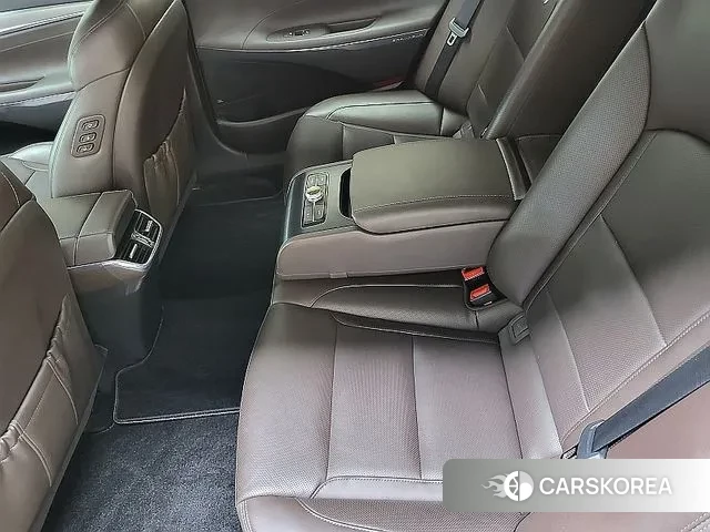 Hyundai The New Grandeur IG id 3055158 из Кореи 20