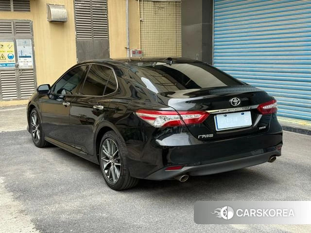Toyota Camry id 4220901 из Китая 14