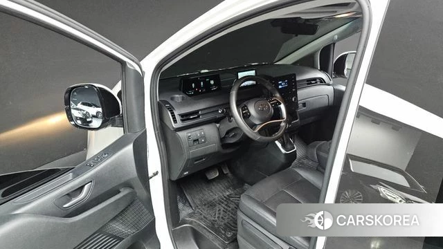 Hyundai Staria id 4753572 из Кореи 20