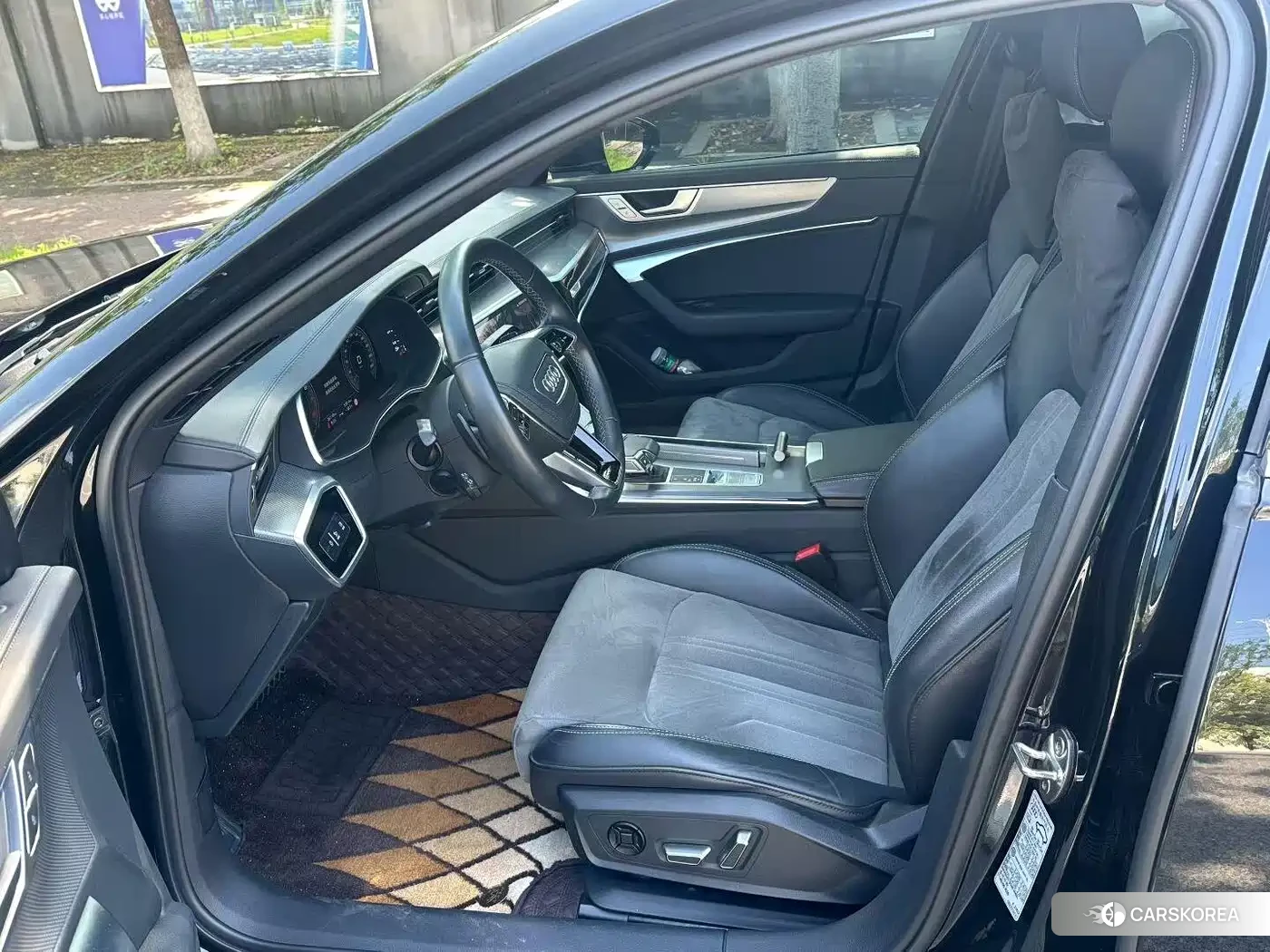 Audi A6L id 4681207 из Китая 16