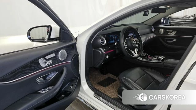 Mercedes-Benz E-Class W213 id 4203822 из Кореи 33