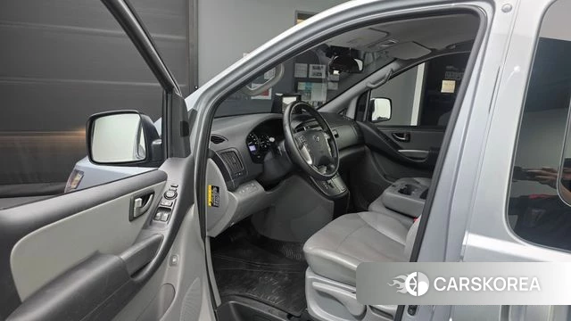 Hyundai The New Grand Starex id 4482605 из Кореи 33