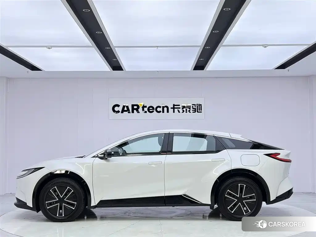 Toyota bZ5 id 4680505 из Китая 26