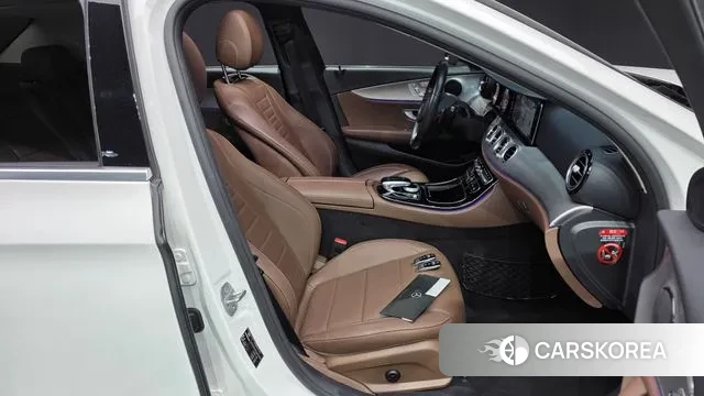 Mercedes-Benz E-Class W213 id 3647353 из Кореи 20