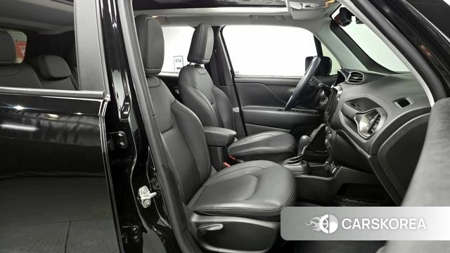 Jeep Renegade id 3891437 из Кореи 20