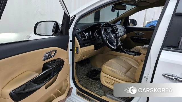 Kia The New Carnival id 4188539 из Кореи 33