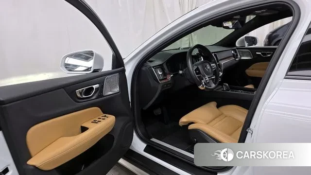 Volvo V60 Cross-Country 2nd Generation id 3640501 из Кореи 20