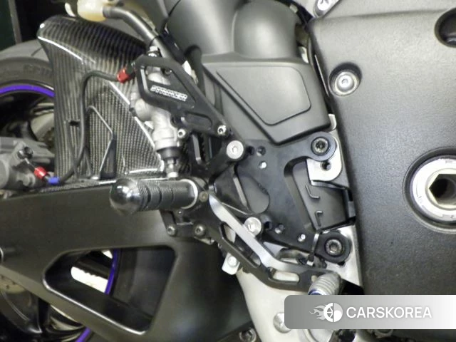 Yamaha YZF-R1 id 4205870 из Японии 24