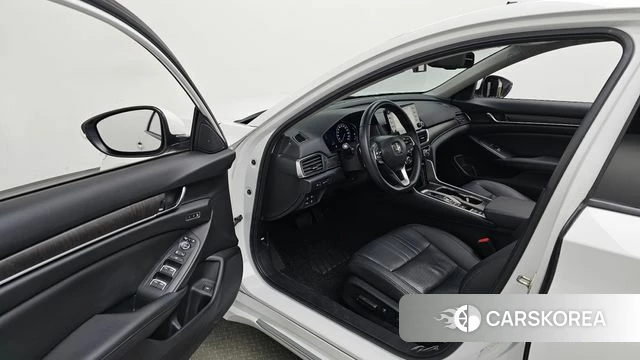 Honda Accord 10th Generation id 4693731 из Кореи 34