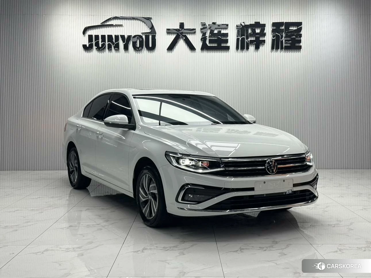 Volkswagen Bora id 4461498 из Китая 23