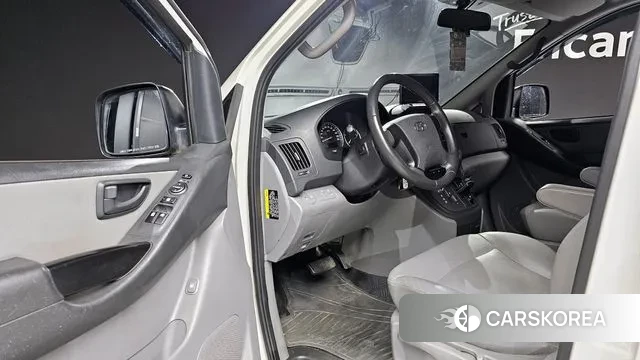 Hyundai The New Grand Starex id 3583363 из Кореи 20