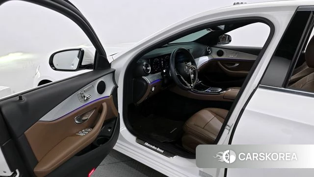 Mercedes-Benz E-Class W213 id 3827554 из Кореи 20