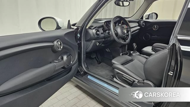 Mini Cooper id 4671643 из Кореи 30