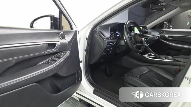 Hyundai Sonata (DN8) id 4899054 из Кореи 31