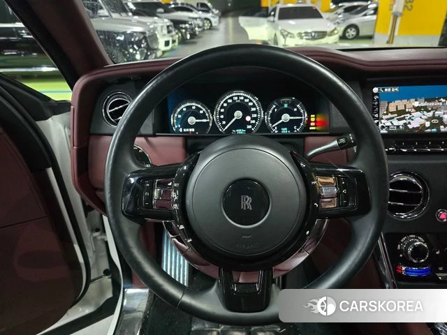 Rolls-Royce Cullinan id 4325277 из Кореи 14